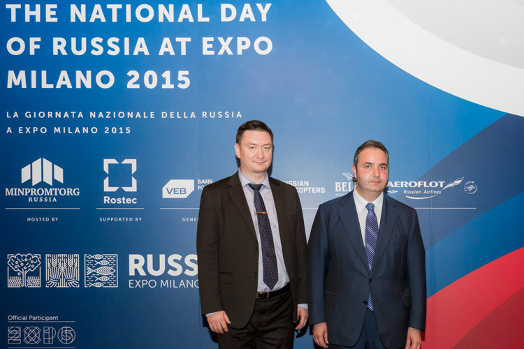 KVKrohin e Georgy Kalamanov, il Commissario generale Pavilion Expo russo 2015, vice ministro Dell'industria e del commercio